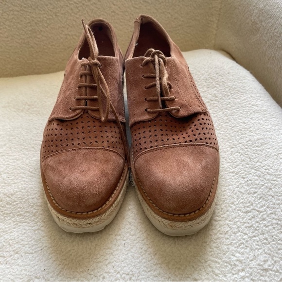 L’INTERVALLE suede perforated platform lace up loafers - Picture 2 of 10